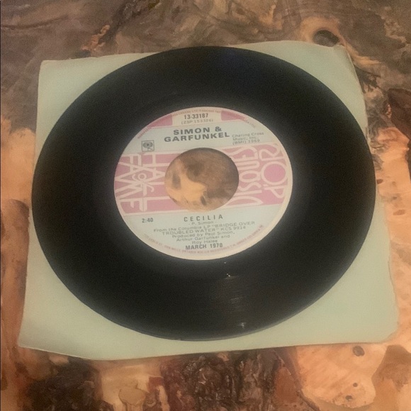 💥3/$20 Vintage Simon & Garfunkel “Bridge Over Troubled Water” 45 RPM vinyl - Picture 3 of 5